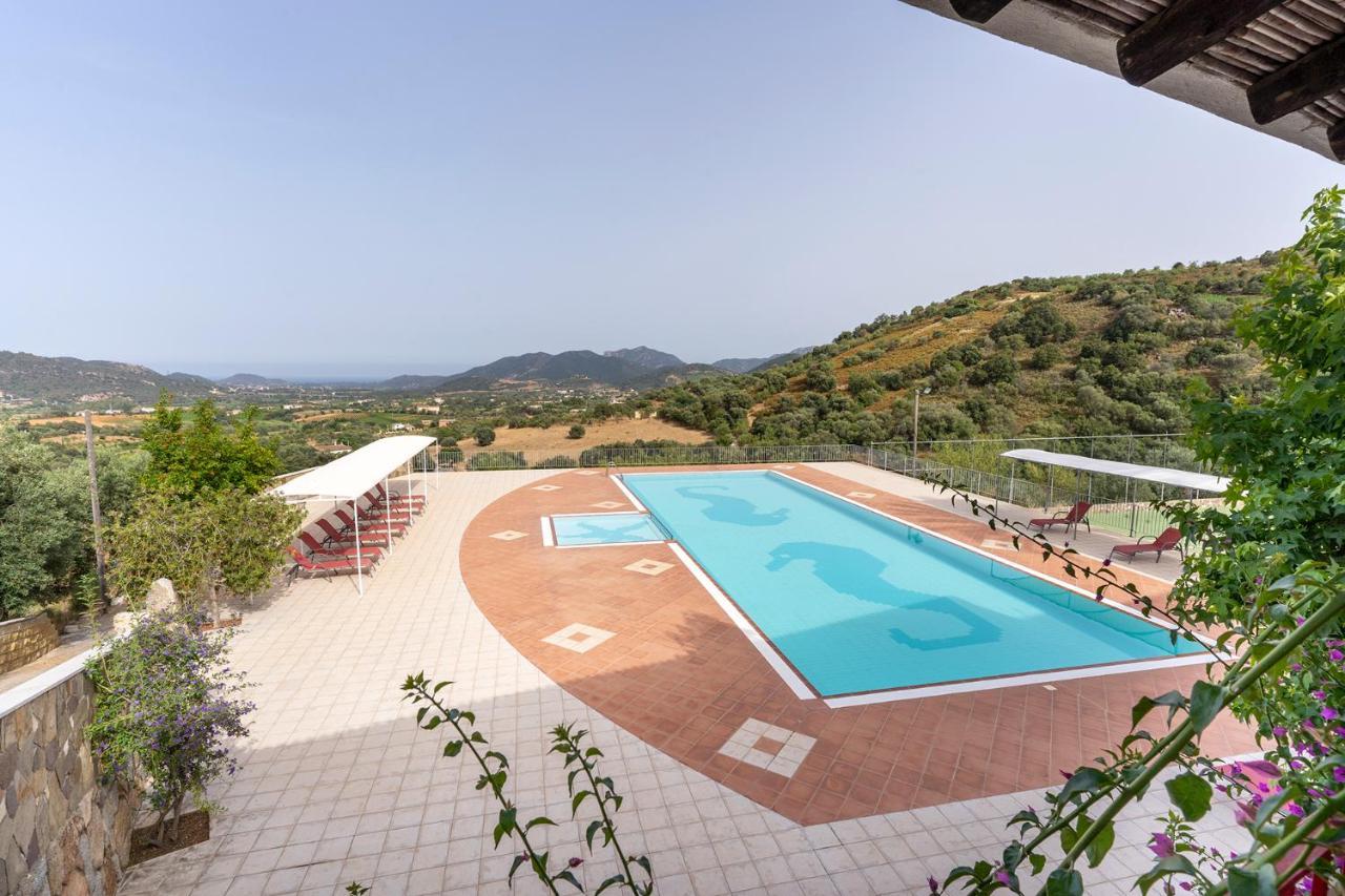Hotel Is Murtas Jerzu Buitenkant foto